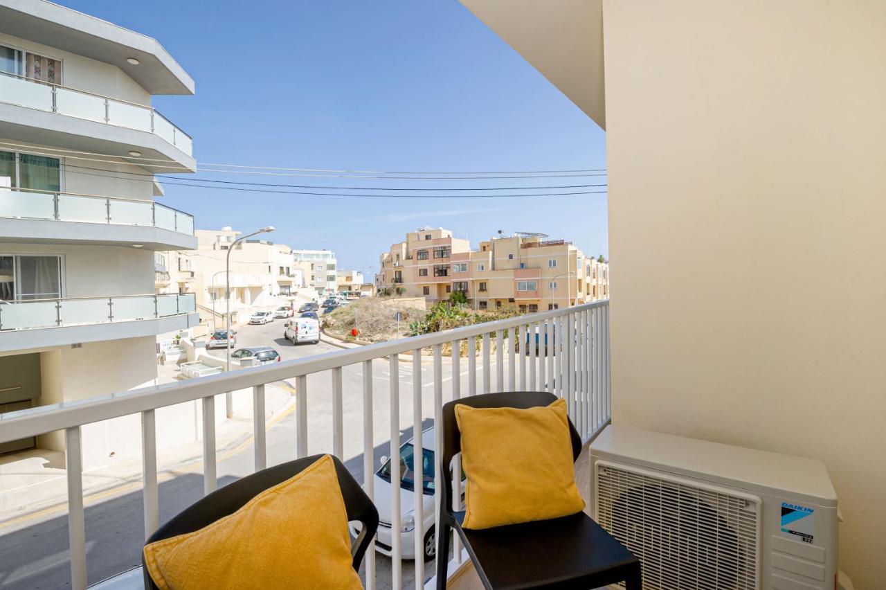 Summer Breeze Comfort Sunny Apartments Close To The Sandy Beaches - By Getawaysmalta Mellieħa Exterior foto